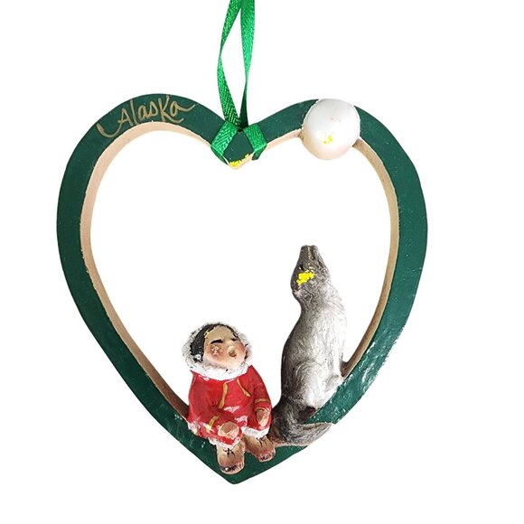 Vintage Handcrafted Alaska Heart Ornament Inuit Figure & Wolf A.R.T. Alaska Inc. - Picture 1 of 7
